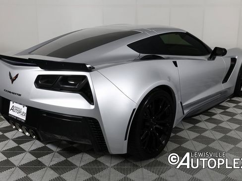 Used 2017 Chevrolet Corvette Z06 image 5
