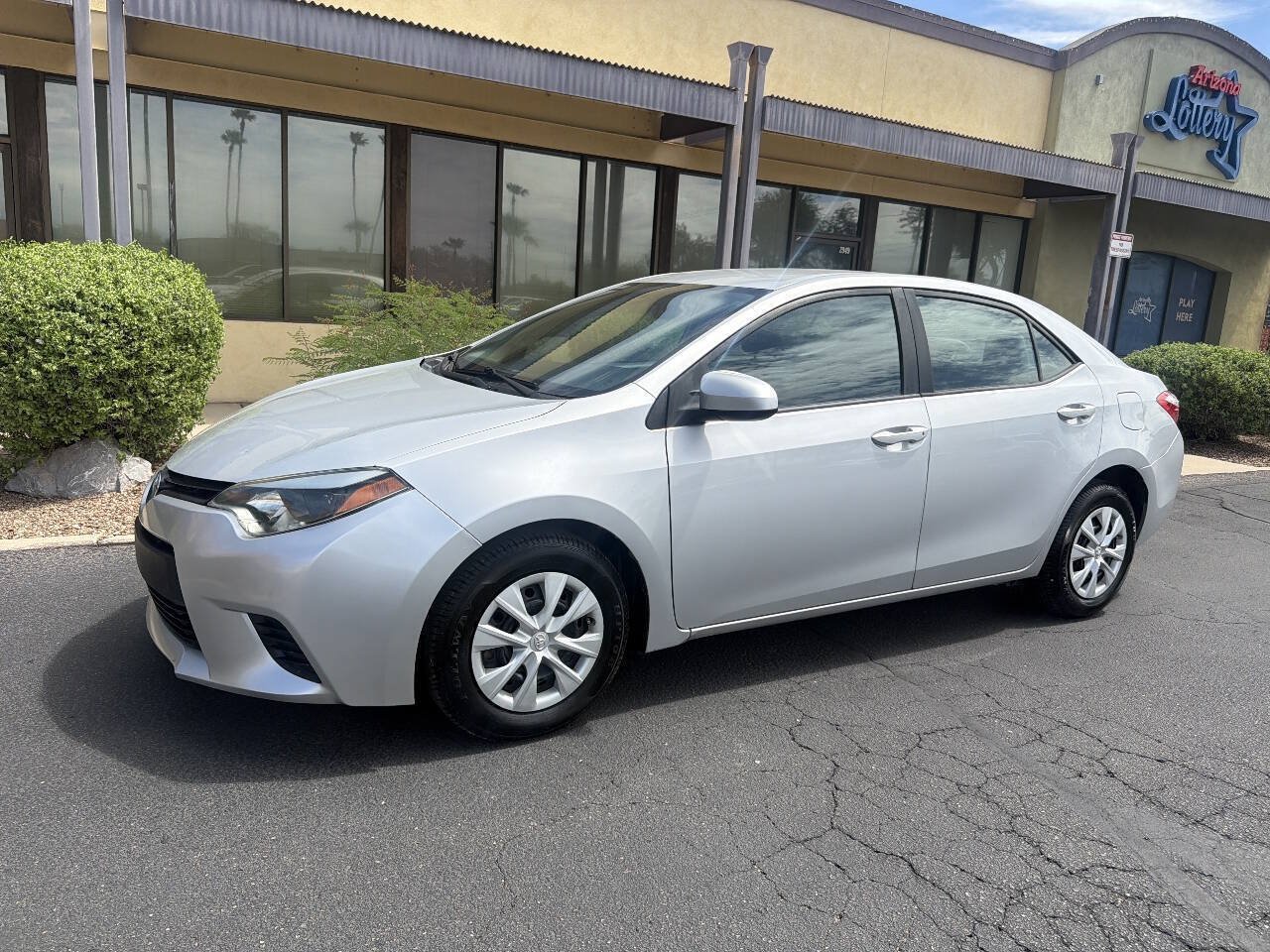 Used 2014 Toyota Corolla L FWD image 3
