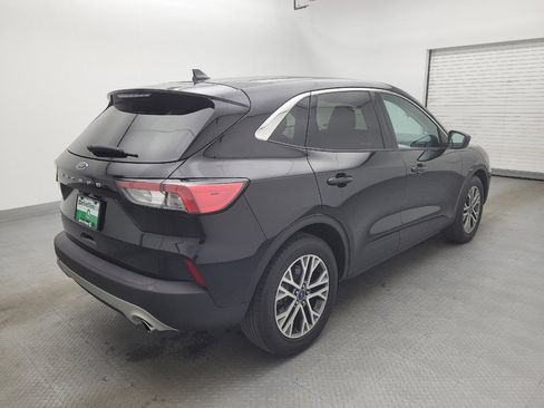 Used 2022 Ford Escape SEL image 9