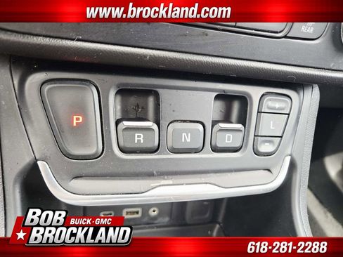 Used 2021 GMC Terrain SLT FWD image 28