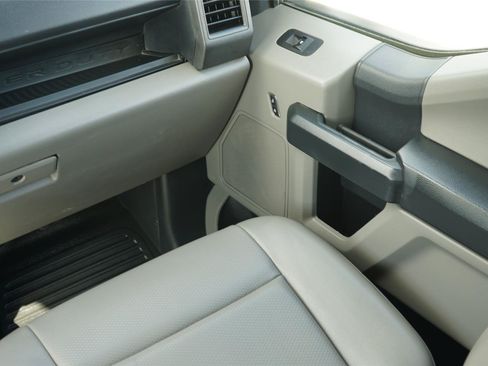 Used 2022 Ford F350 XL w/ STX Appearance Package AWD/4WD image 27