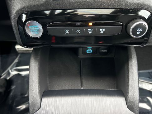 Certified 2023 Ford Escape ST-Line w/ Tech Pack #1 image 31