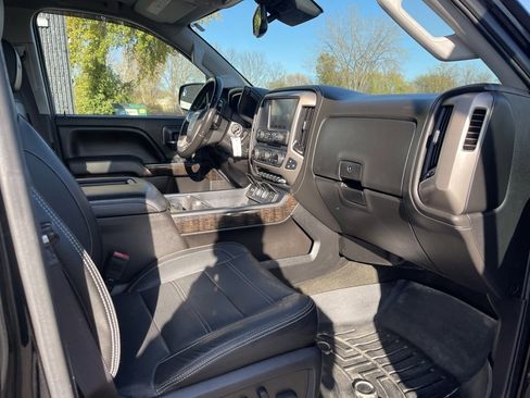 Used 2016 GMC Sierra 2500 Denali w/ Duramax Plus Package image 34