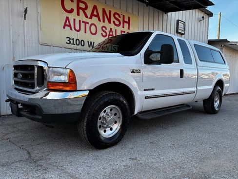 Used 2000 Ford F250 XL image 2