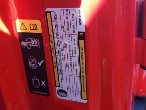 Certified 2022 Jeep Wrangler Unlimited Rubicon w/ LED Lighting Group image 31