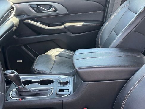 Used 2020 Chevrolet Traverse Premier w/ Redline Edition FWD image 11