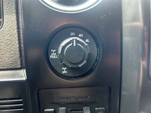 Used 2014 Ford F150 FX4 w/ FX Appearance Package image 19