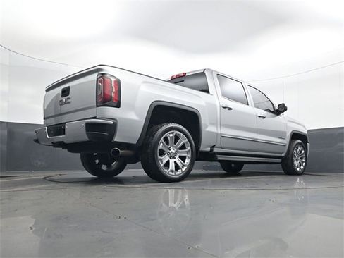 Used 2018 GMC Sierra 1500 Denali w/ Denali Ultimate Package image 25