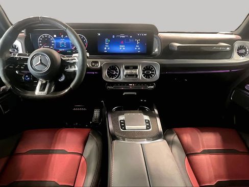 Used 2025 Mercedes-Benz G 63 AMG 4MATIC image 14