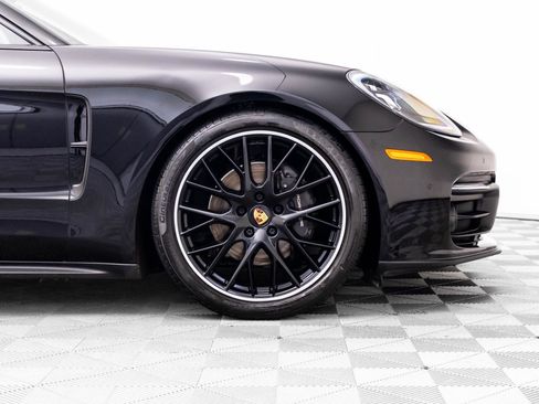 Certified 2023 Porsche Panamera 4 AWD/4WD image 33