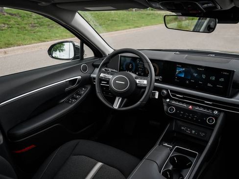 New 2026 Hyundai Sonata SEL FWD image 12