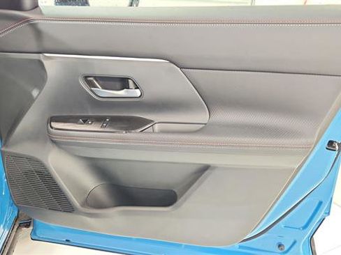 New 2025 Nissan Kicks SR image 24