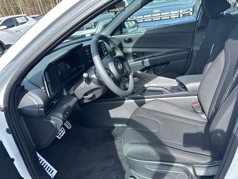 New 2026 Hyundai Elantra Sport image 9