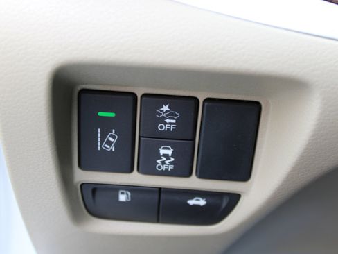 Used 2018 Acura TLX image 23