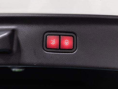 Used 2023 Mercedes-Benz S 580 4MATIC Sedan image 35