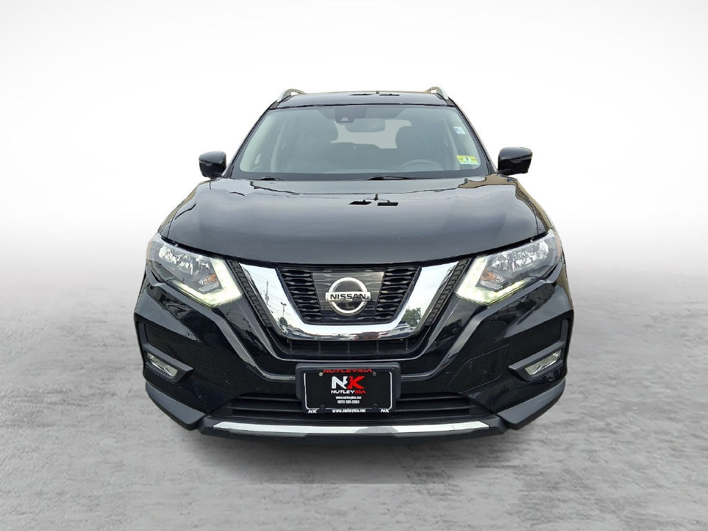 Used 2017 Nissan Rogue SL AWD/4WD image 2