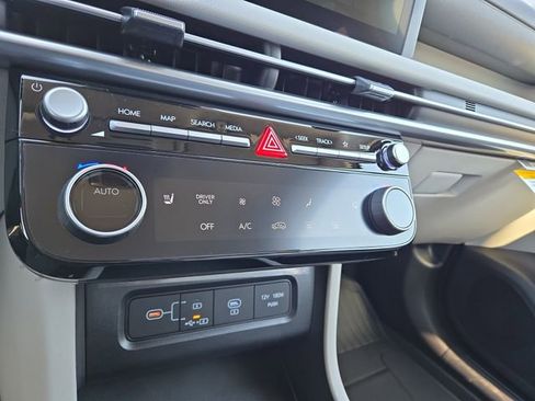 New 2026 Hyundai Tucson SEL image 14