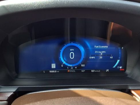 Used 2024 Ford Explorer King Ranch w/ Technology Package RWD image 11