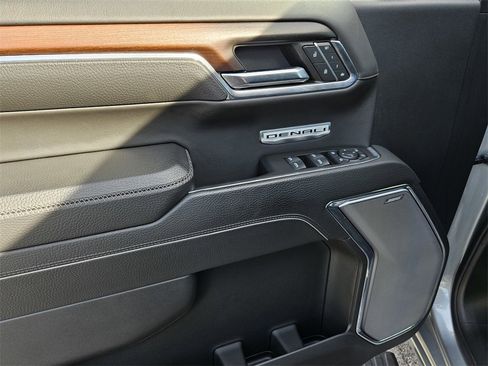 Used 2024 GMC Sierra 1500 Denali w/ Denali Reserve Package image 14