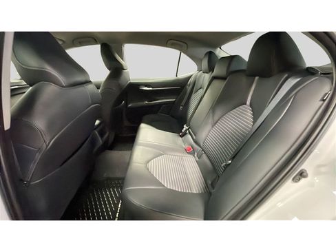 Used 2024 Toyota Camry SE FWD image 15