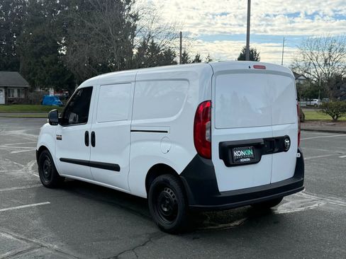 Used 2021 RAM ProMaster City Tradesman w/ Window Group 09 image 4