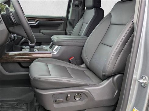 New 2026 GMC Sierra 1500 Elevation w/ Elevation Premium Package AWD/4WD image 4