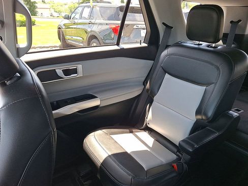 Certified 2023 Ford Explorer XLT w/ Equipment Group 202A AWD/4WD image 12