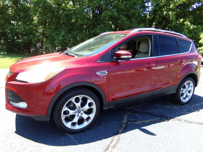 Used 2016 Ford Escape Titanium AWD/4WD image 1