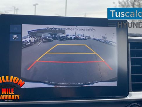 New 2026 Hyundai Venue SE image 21