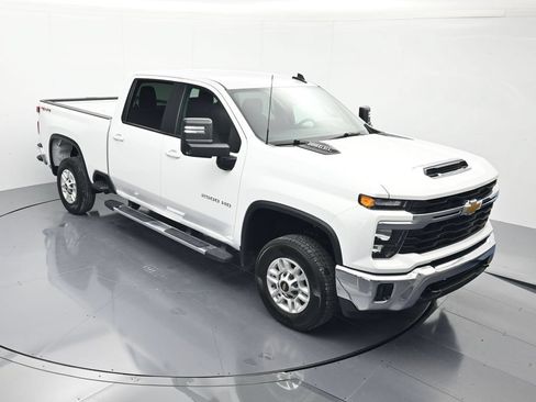 Used 2025 Chevrolet Silverado 2500 LT w/ Convenience Package AWD/4WD image 31
