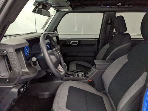 New 2025 Ford Bronco 4-Door image 22