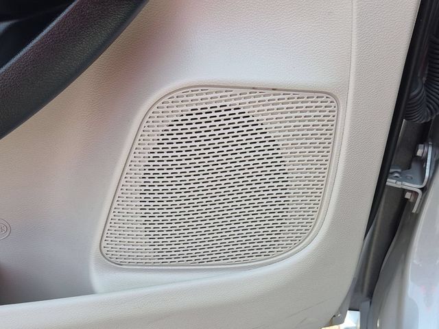 Used 2024 Chrysler Voyager LX FWD image 15