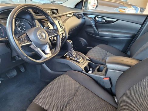Used 2022 Nissan Rogue Sport SV image 12