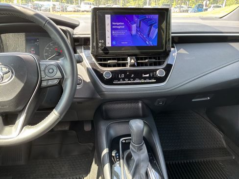 Used 2024 Toyota Corolla SE FWD image 29