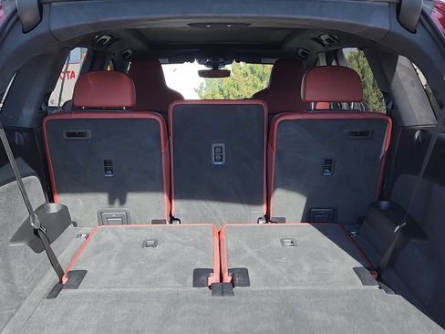 Used 2024 Audi SQ7 Prestige image 20