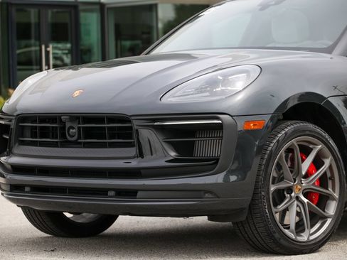 Certified 2025 Porsche Macan GTS AWD/4WD image 7