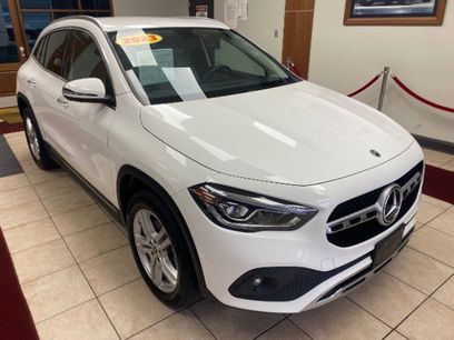 Used 2023 Mercedes-Benz GLA 250 4MATIC w/ Premium Package