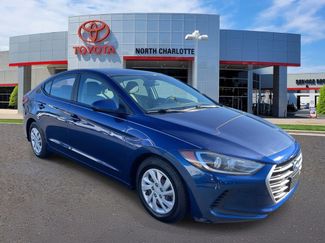 Used 2017 Hyundai Elantra SE video 2
