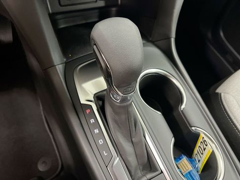 Used 2024 Chevrolet Equinox LS image 16