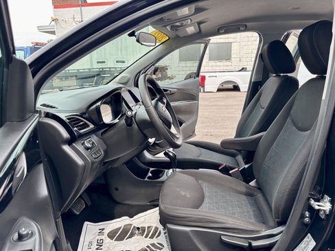 Used 2022 Chevrolet Spark LT FWD image 2
