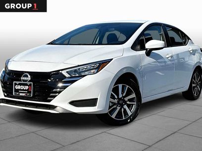 New 2025 Nissan Versa SV