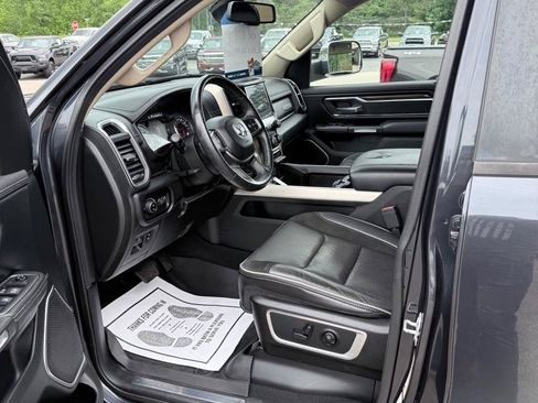 Used 2019 RAM 1500 Laramie AWD/4WD image 11