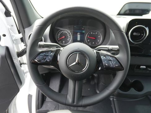 New 2026 Mercedes-Benz Sprinter 2500 image 12