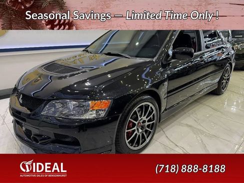 Used 2006 Mitsubishi Lancer Evolution IX image 1