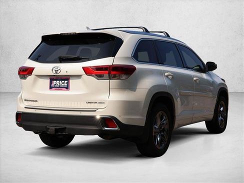 Used 2018 Toyota Highlander Limited Platinum AWD/4WD image 5