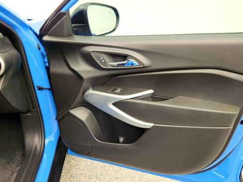 Used 2024 Chevrolet Trax RS image 25