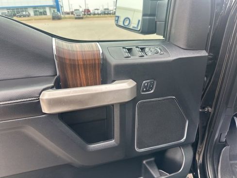 Used 2015 Ford F150 Lariat w/ Equipment Group 501A Mid image 32