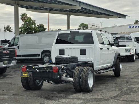 New 2026 RAM 5500 Tradesman w/ Chrome Appearance Group image 4