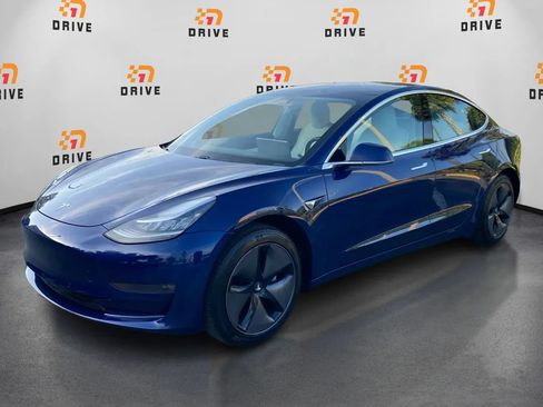 Used 2018 Tesla Model 3 Mid Range RWD image 1