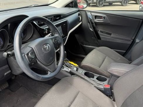 Used 2018 Toyota Corolla iM w/ Carpet Mat Package (TMS) FWD image 21